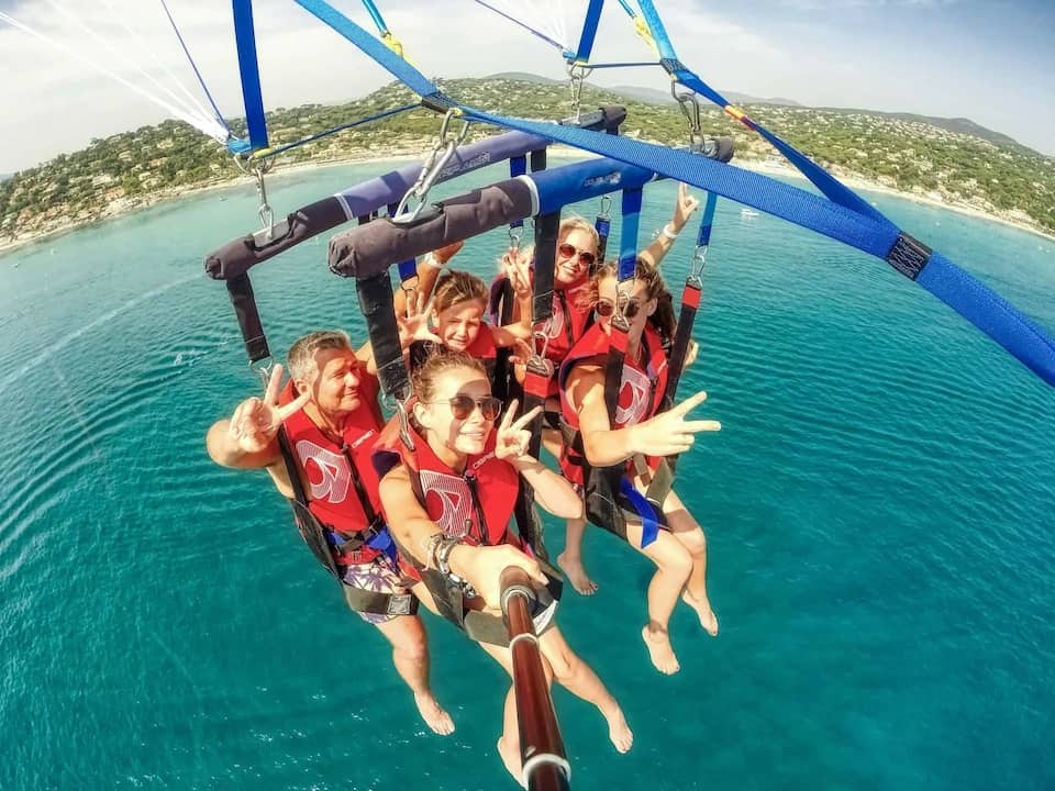 Vol-en-Parachute-Acensionnel-a-grimaud-saint-tropez