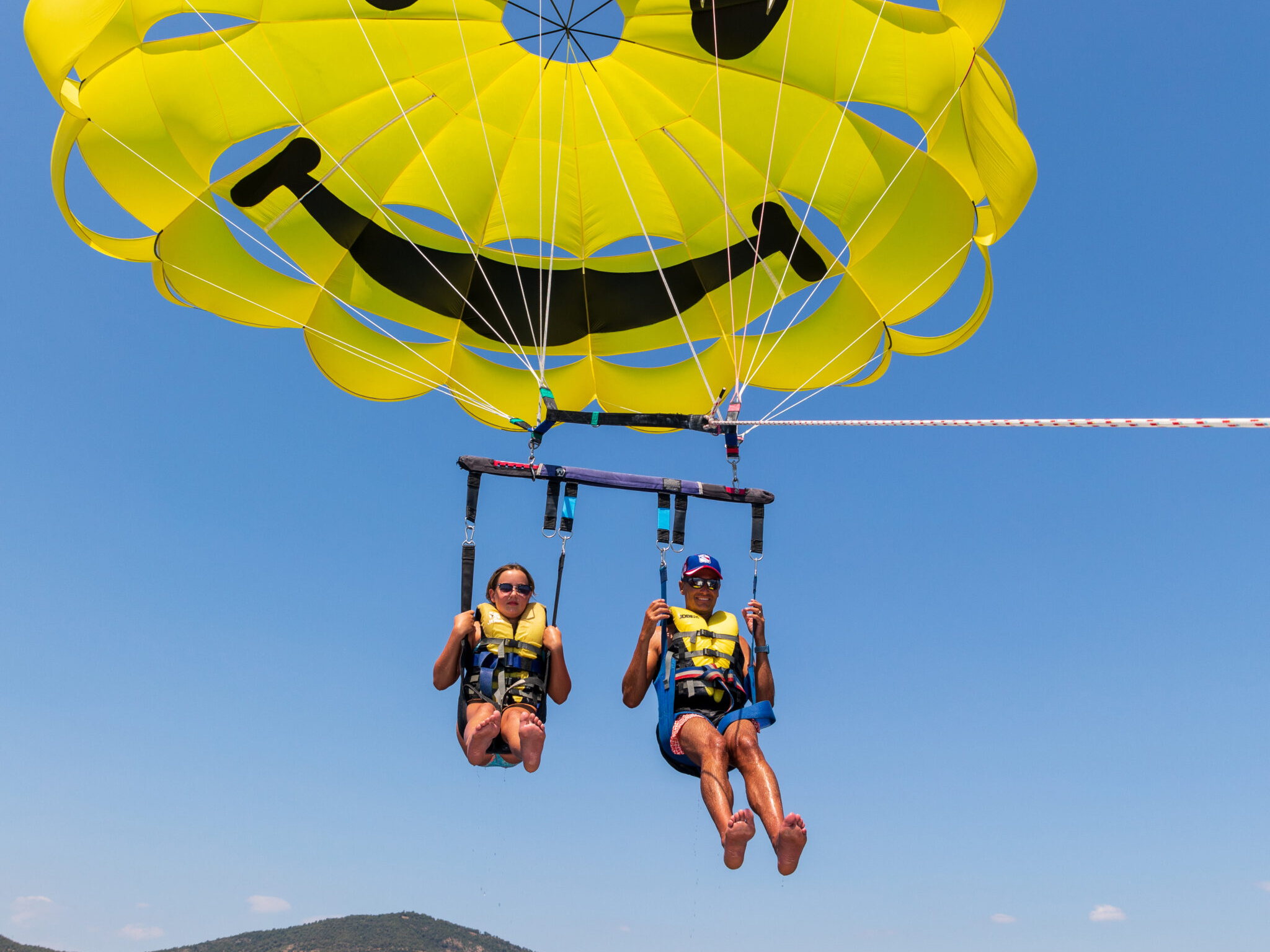vol-parachute-ascensionnel-duo-grimaud-watersports-prix-scaled